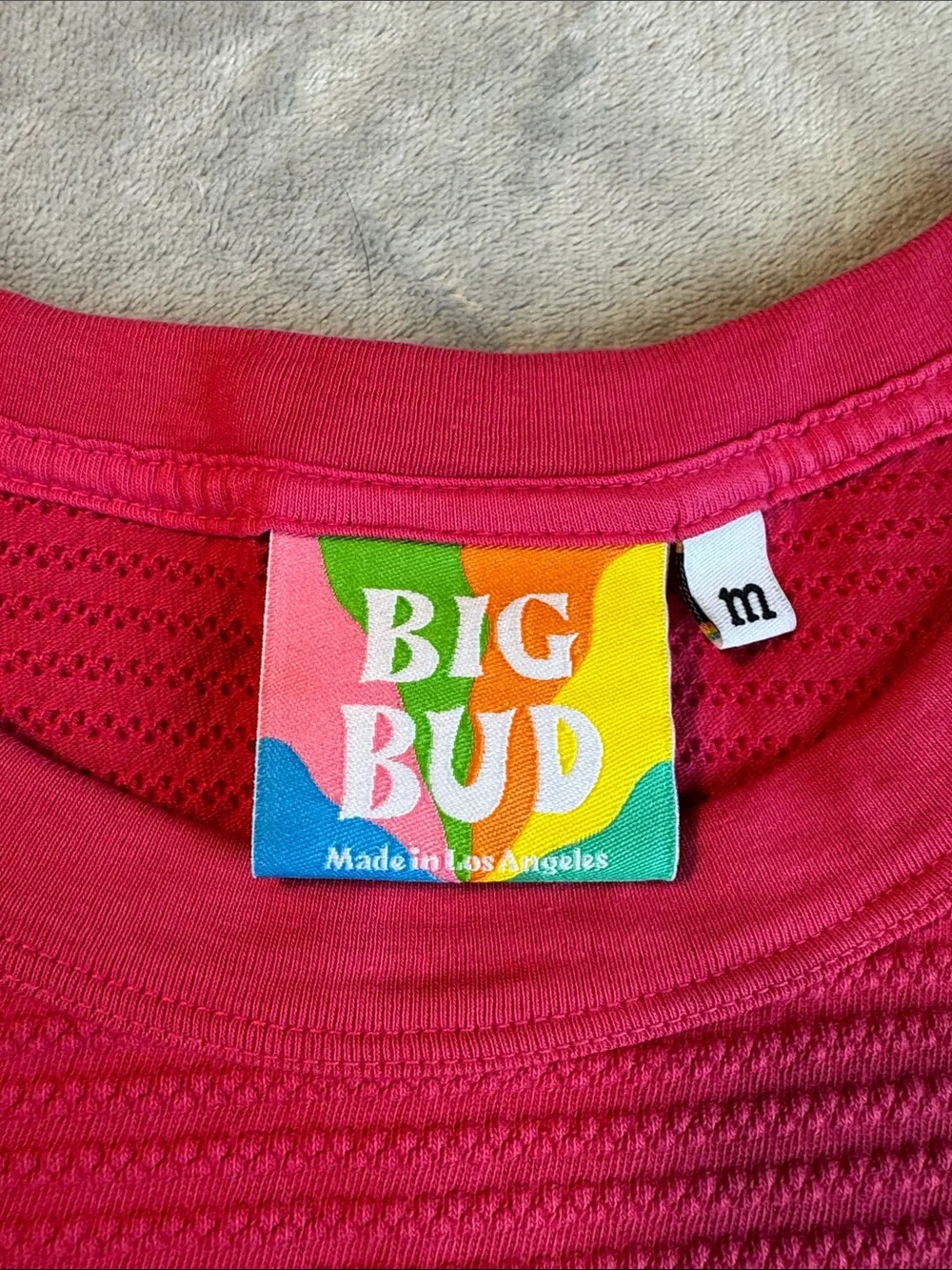 NWOT Big Bud Press Honeycomb Crop Tee Hot Pink Size Medium